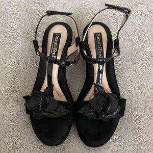 Beautiful 37 Black Patten Leather & Fabric with Rose 2 1/2” Heels